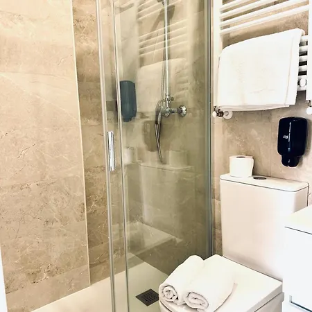 Olas Y Llamas Ciudad, Mar Y Naturaleza