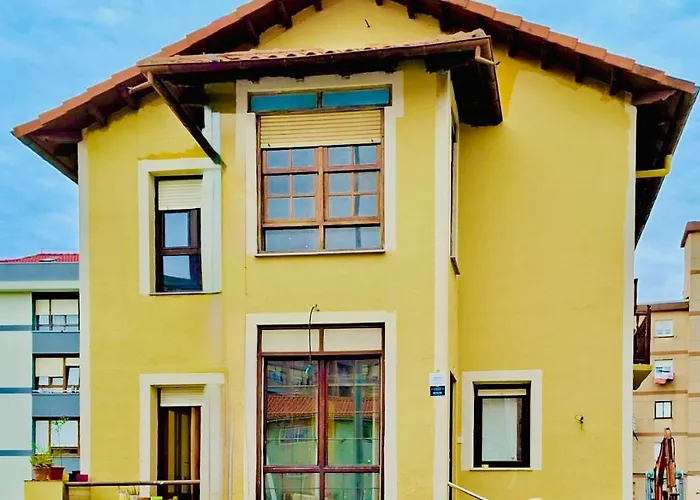 Olas Y Llamas. Ciudad, Mar Y Naturaleza. Country house Santander